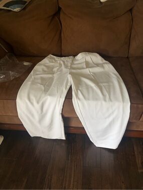 Liz Claiborne Woman White Trousers Dress Pants 14  Cuffed Wide Leg Career Office